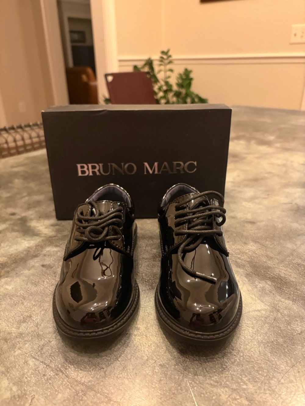 NWOT, Boys Bruno Marc black shoes, size 11